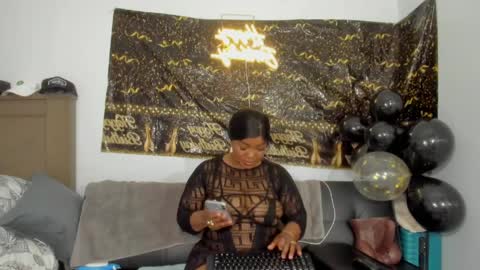 reginabanx online show from 04.26.26
