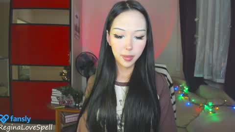 Snapshot of reginainspace chatting on 12.30.24  Regina online show from 12.30.24