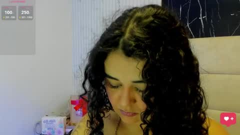 reginavegaa online show from 06.05.26