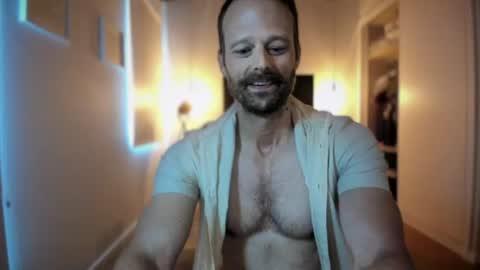 Snapshot of regular_straight_guy chatting on 07.07.26 Campbell online show from 07.07.26