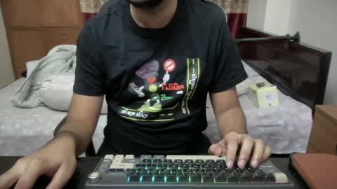 Snapshot of rehan3dx chatting on 01.05.25 rehan3dx online show from 01.05.25