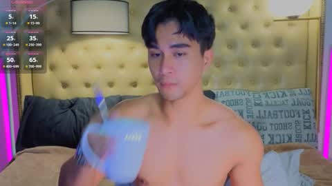 Snapshot of reidalert69 chatting on 10.29.25 reidalert69 online show from 10.29.25