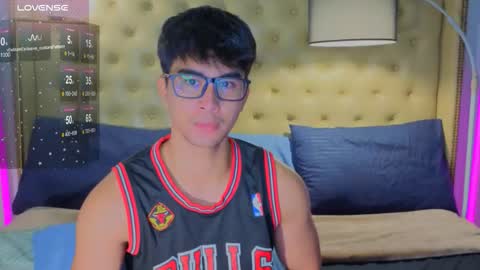 Snapshot of reidalert69 chatting on 11.03.25 reidalert69 online show from 11.03.25