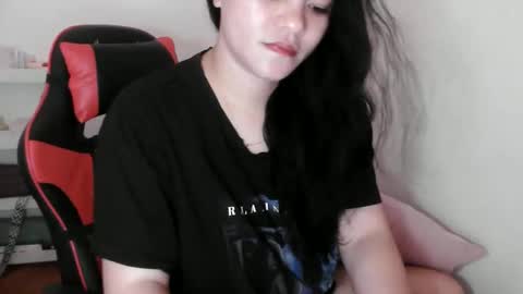 reign2525 online show from 11.15.25