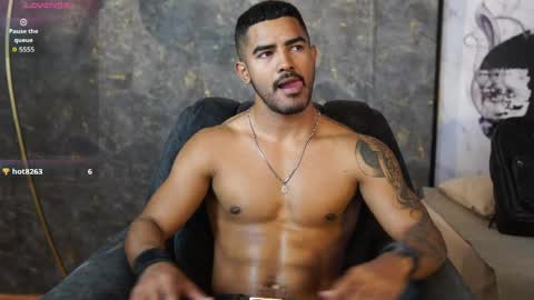 Snapshot of reik_von chatting on 06.03.26 Reik online show from 06.03.26
