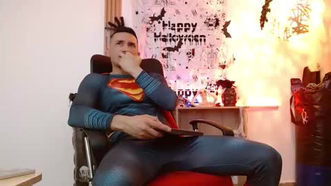 Snapshot of reiko_85_ chatting on 10.30.25 REIKO online show from 10.30.25