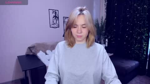 RemiPeach online show from 05.21.26