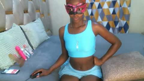 remmyqueen online show from 05.05.26