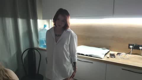 Renae Tom online show from 06.04.26