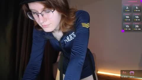 Snapshot of renaeblaski chatting on 05.28.26 Claire online show from 05.28.26