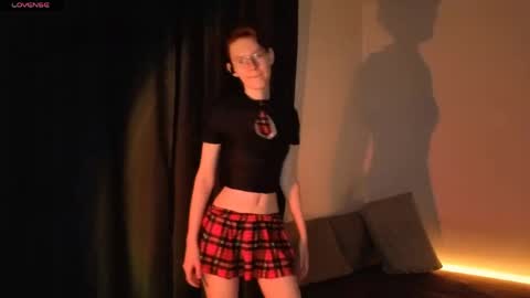 Snapshot of renaeblaski chatting on 05.31.26 Claire online show from 05.31.26