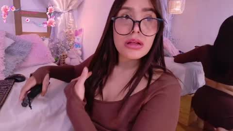 renataleclair online show from 05.06.26