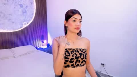 Renata online show from 04.26.26
