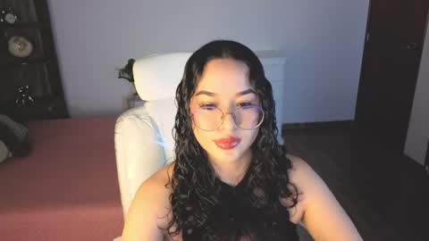 renaxi_smith online show from 04.30.26