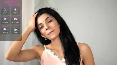 Snapshot of reneevoss chatting on 12.22.25 Rena online show from 12.22.25