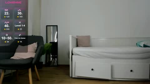 Snapshot of reneevoss chatting on 01.16.26 Rena online show from 01.16.26