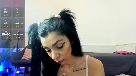 Snapshot of reneevoss chatting on 02.06.26 Rena online show from 02.06.26