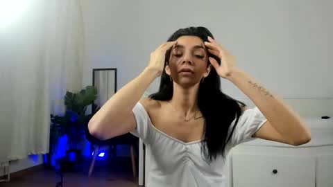 Snapshot of reneevoss chatting on 02.23.26 Rena online show from 02.23.26