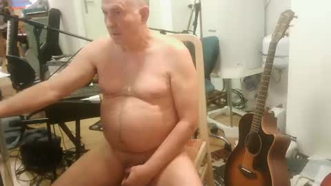 renefr online show from 10.26.25