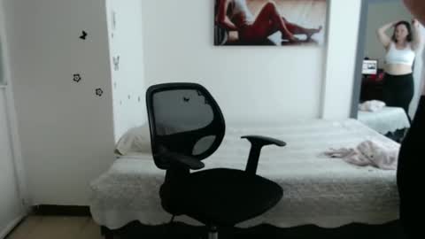 renesmee tanner online show from 01.26.25