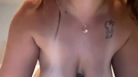 renimoonxo online show from 06.24.26