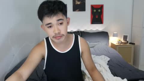 Snapshot of renzamora chatting on 02.17.26 rnezamora online show from 02.17.26