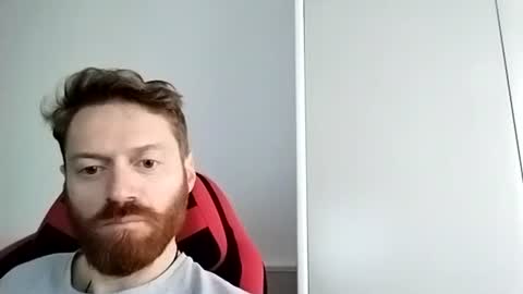 Snapshot of rerauld4 chatting on 01.05.25 Raul online show from 01.05.25