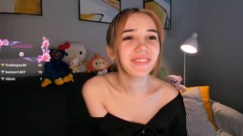 Snapshot of rexannebulson chatting on 12.08.24 Elin online show from 12.08.24