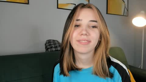 Snapshot of rexannebulson chatting on 12.12.24 Elin online show from 12.12.24