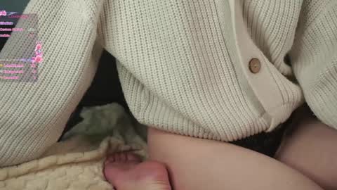 Snapshot of rexannebulson chatting on 01.21.25 Elin online show from 01.21.25