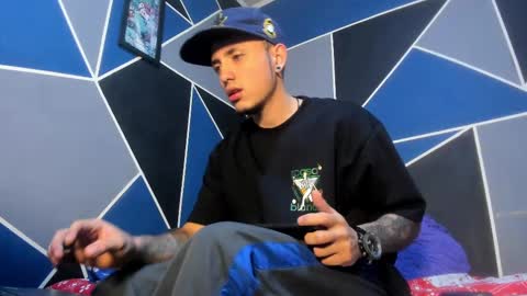 Rey online show from 02.17.25