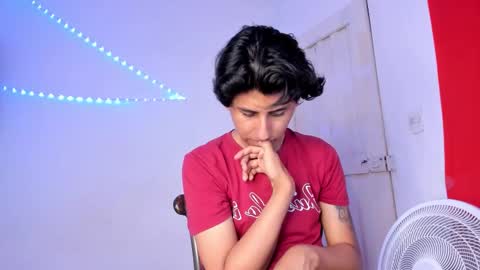 reylatino24 online show from 02.27.26