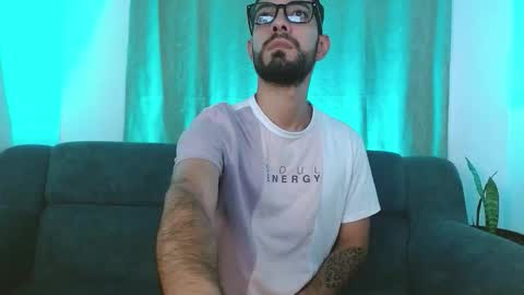 Snapshot of reypablo1 chatting on 10.13.25 REY PABLO Independent online show from 10.13.25