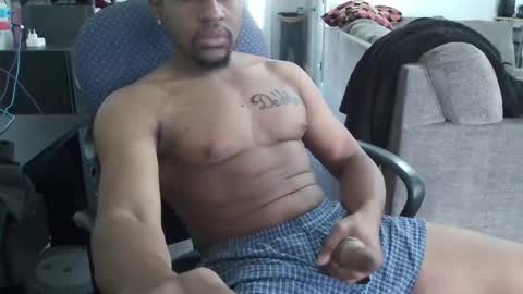 Snapshot of rfryre chatting on 03.08.25 Taye online show from 03.08.25