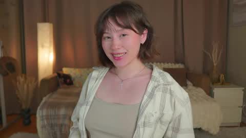 Snapshot of rhebageigel chatting on 04.09.26 Nanami online show from 04.09.26