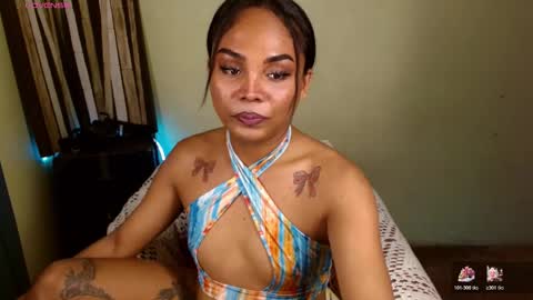 Snapshot of rhianasollway69 chatting on 11.25.25 rhianasollway69 online show from 11.25.25