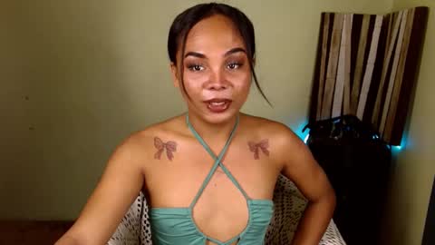 Snapshot of rhianasollway69 chatting on 11.27.25 rhianasollway69 online show from 11.27.25