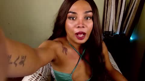 Snapshot of rhianasollway69 chatting on 11.28.25 rhianasollway69 online show from 11.28.25