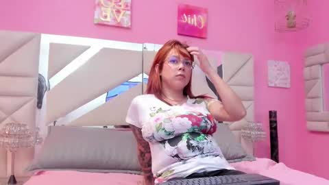 Snapshot of rhoades_ary chatting on 02.13.26 Ary Rhoades online show from 02.13.26