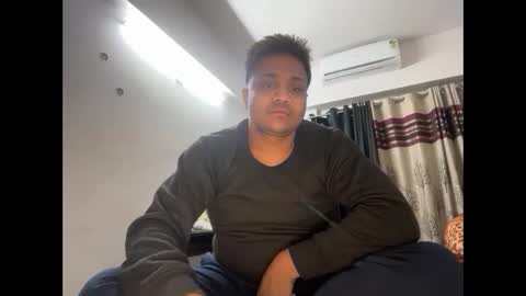 Snapshot of rhythmhates chatting on 01.12.26 Rhythm Hates online show from 01.12.26