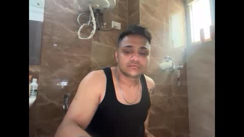 Snapshot of rhythmhates chatting on 02.16.26 Rhythm Hates online show from 02.16.26