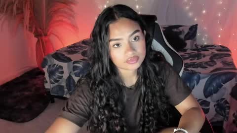 Snapshot of riana_kean chatting on 04.08.26 RianaK online show from 04.08.26