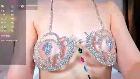 Snapshot of riawoods chatting on 06.16.26 Ria Woods online show from 06.16.26