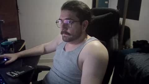 Snapshot of riazwork13 chatting on 11.16.25 riazwork13 online show from 11.16.25