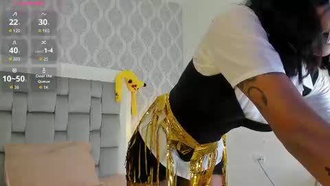 Snapshot of riby_ chatting on 07.14.26 riby online show from 07.14.26