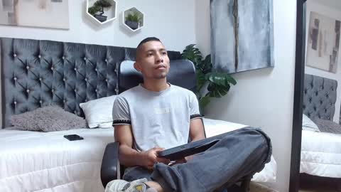 richar_voller online show from 02.05.25