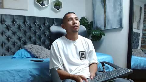 richar_voller online show from 02.26.25