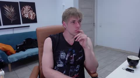 RICHARD HARDS online show from 05.21.26