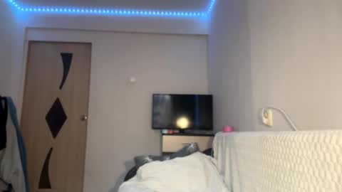 Snapshot of rickibasilio chatting on 10.14.25 Mia online show from 10.14.25