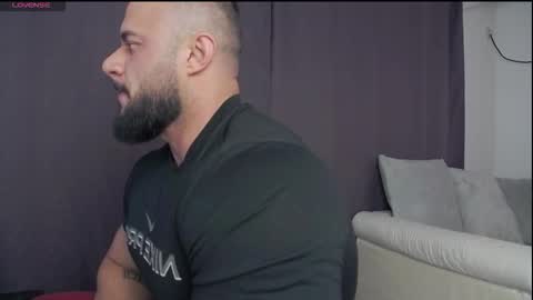 Snapshot of rickymiami1 chatting on 10.05.25 rickymiami1 online show from 10.05.25